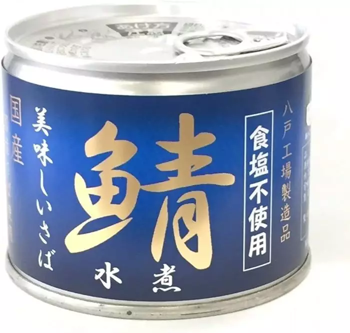 食塩不使用で柔らかな身が特徴のさば水煮缶