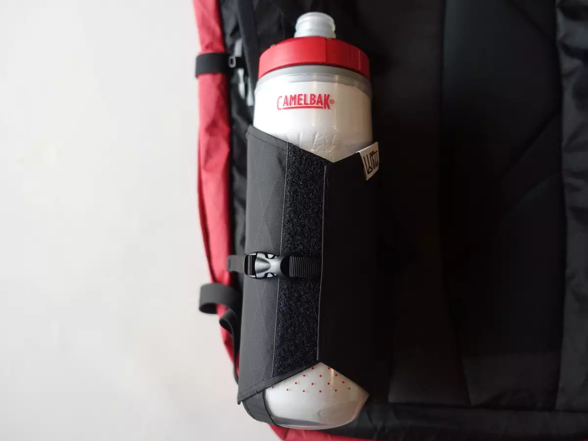 キャメルバック ポディウムチル-保温＆保冷できる登山に便利なボトル