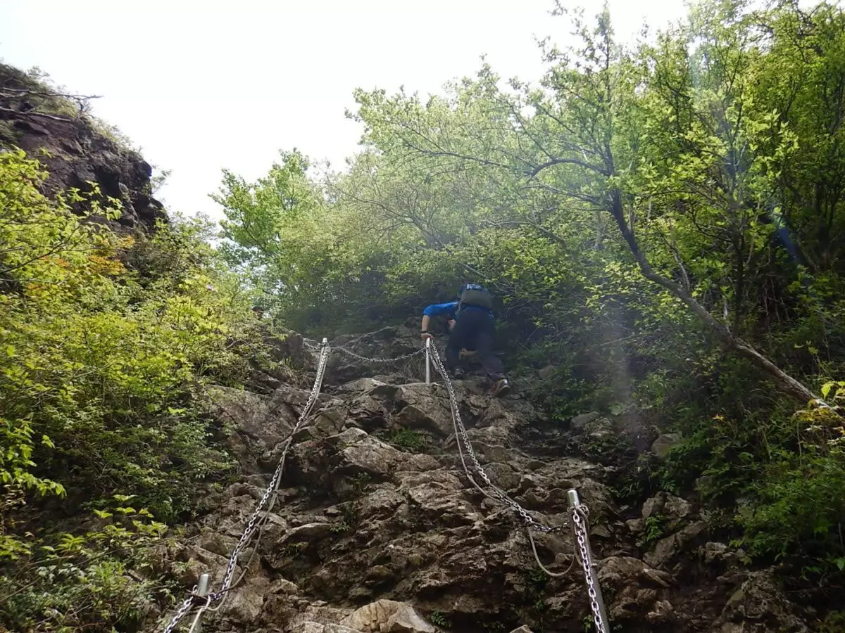 低山　おすすめ　塔ノ岳　表尾根の鎖場