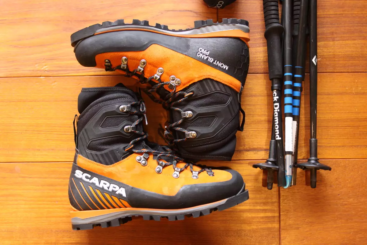 冬 登山靴 スカルパ モンブラン GTX EU43 SCARPA - 登山用品