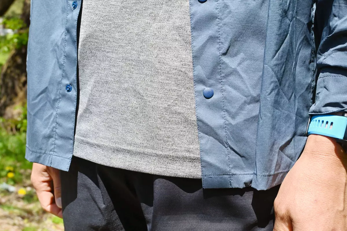 レビュー】山と道ULシャツ-シャツスタイルの快適性と特徴｜シャツ