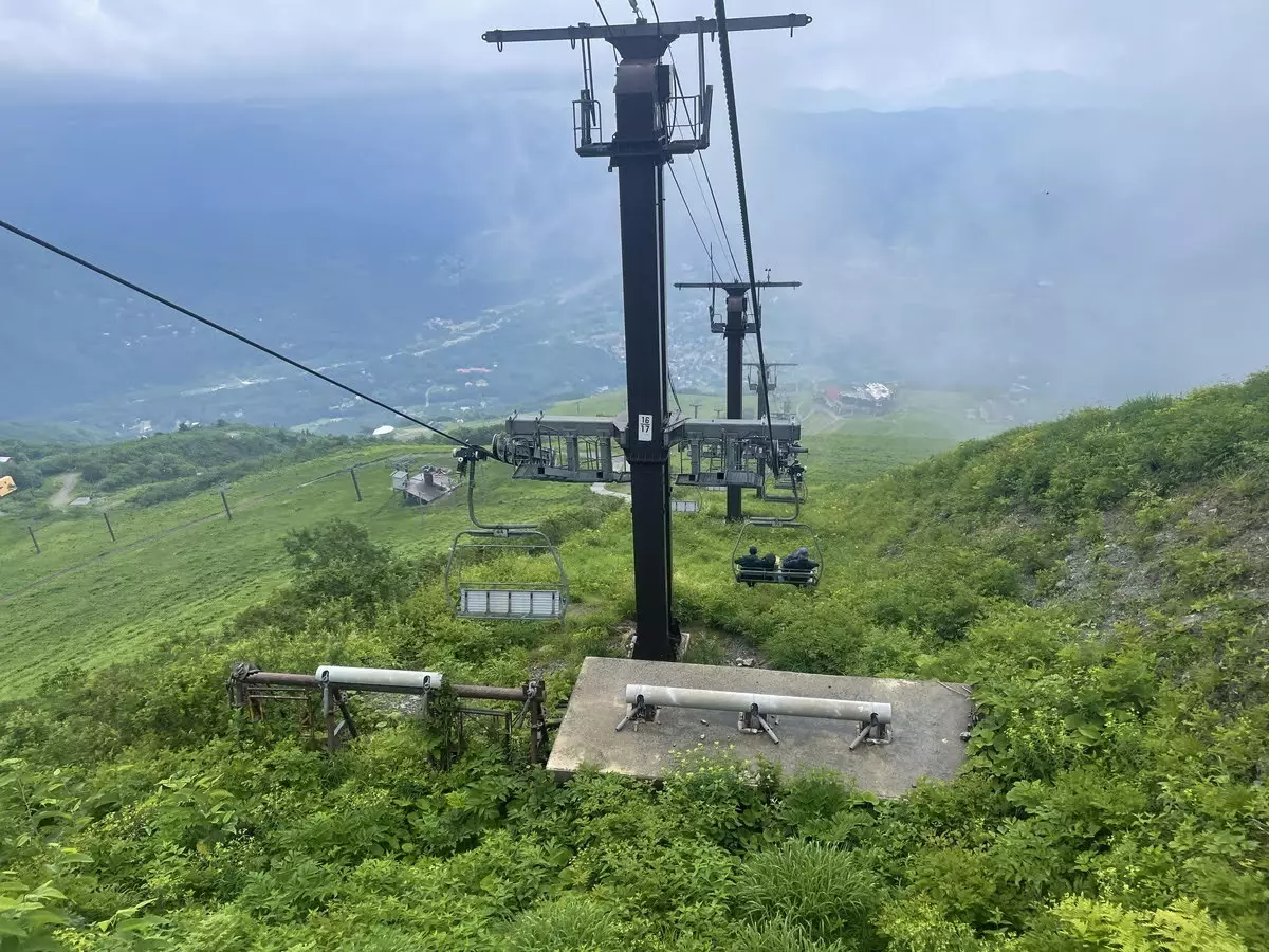 白川五竜高山植物園のリフト