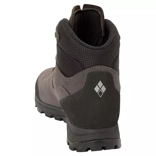 1枚革で包み込むホールド感が特徴の登山靴『マウンテンクルーザー600』