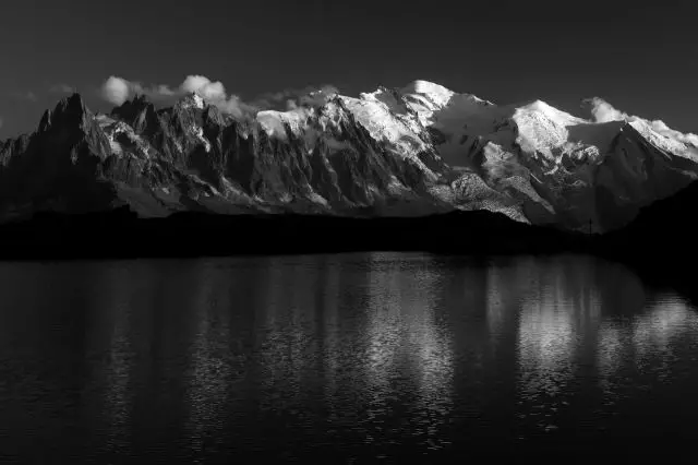 大野 崇 写真展 Massif du Mont-Blanc II Monochrome ～モン・ブラン山群II モノクロームの世界～
