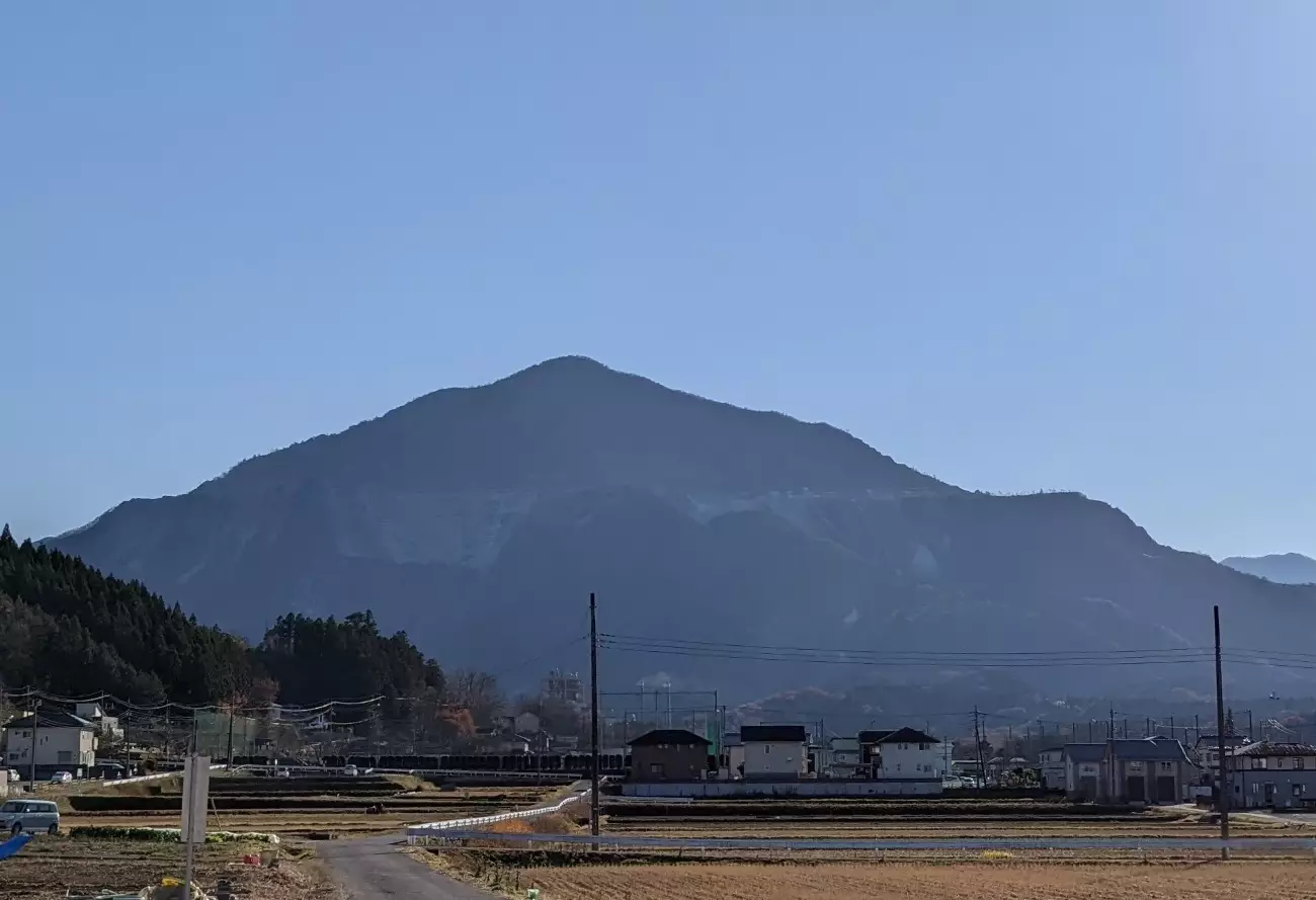 【武甲山登山】歴史を知るとより面白い-アクセスと下山後スポットも紹介