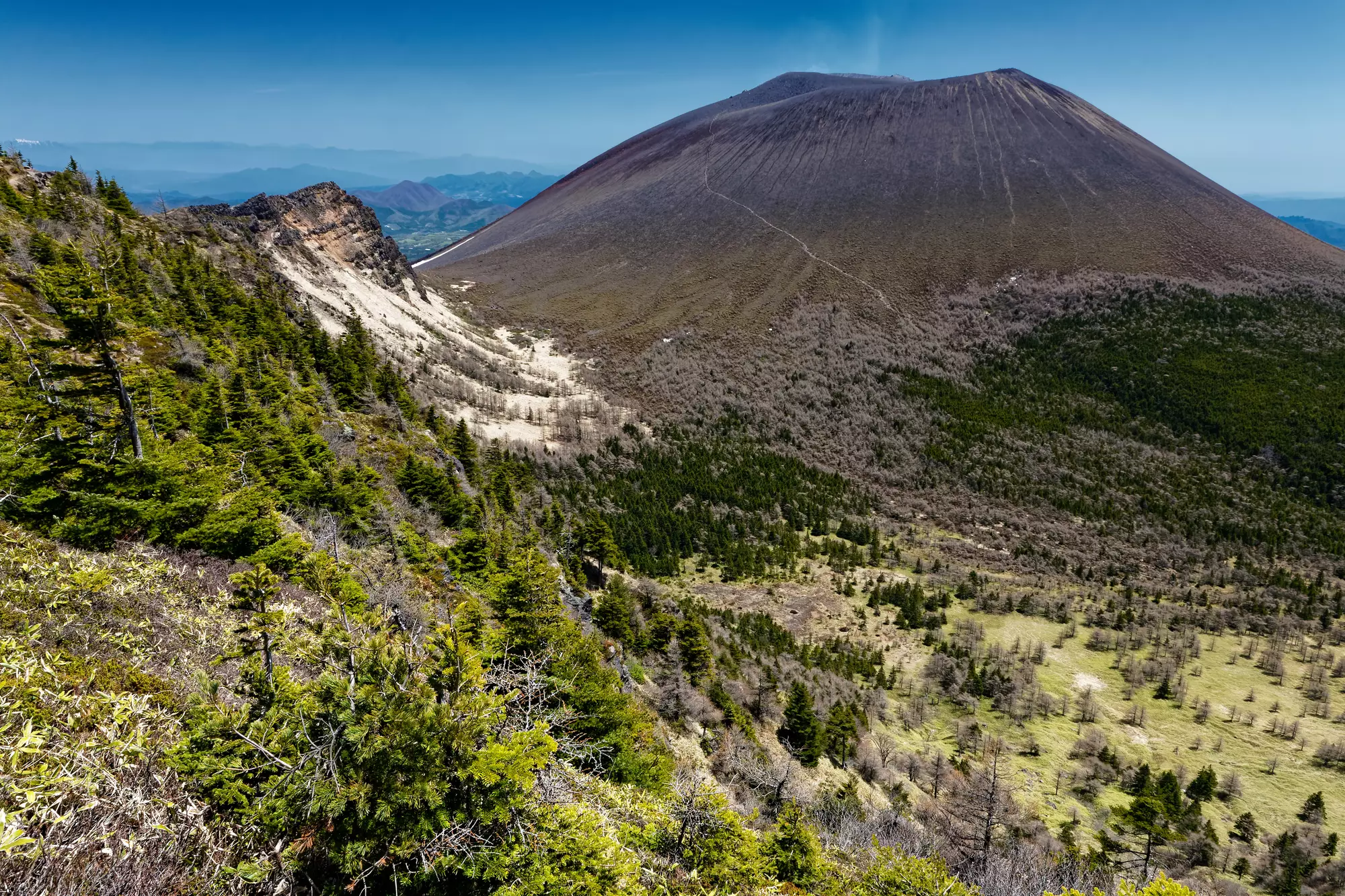 【日帰り登山】浅間山は初心者でも楽しみ方多彩難易度別ルート＆アクセスをご紹介