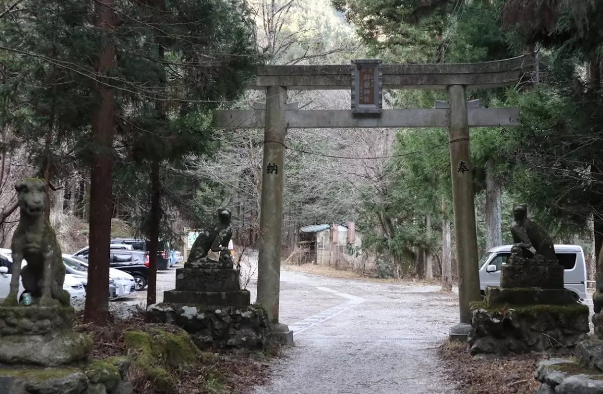 一の鳥居｜生川登山口